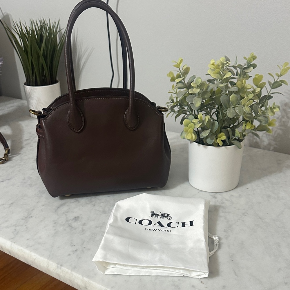 Coach Empire 21 Satchel - Picture 2 of 8